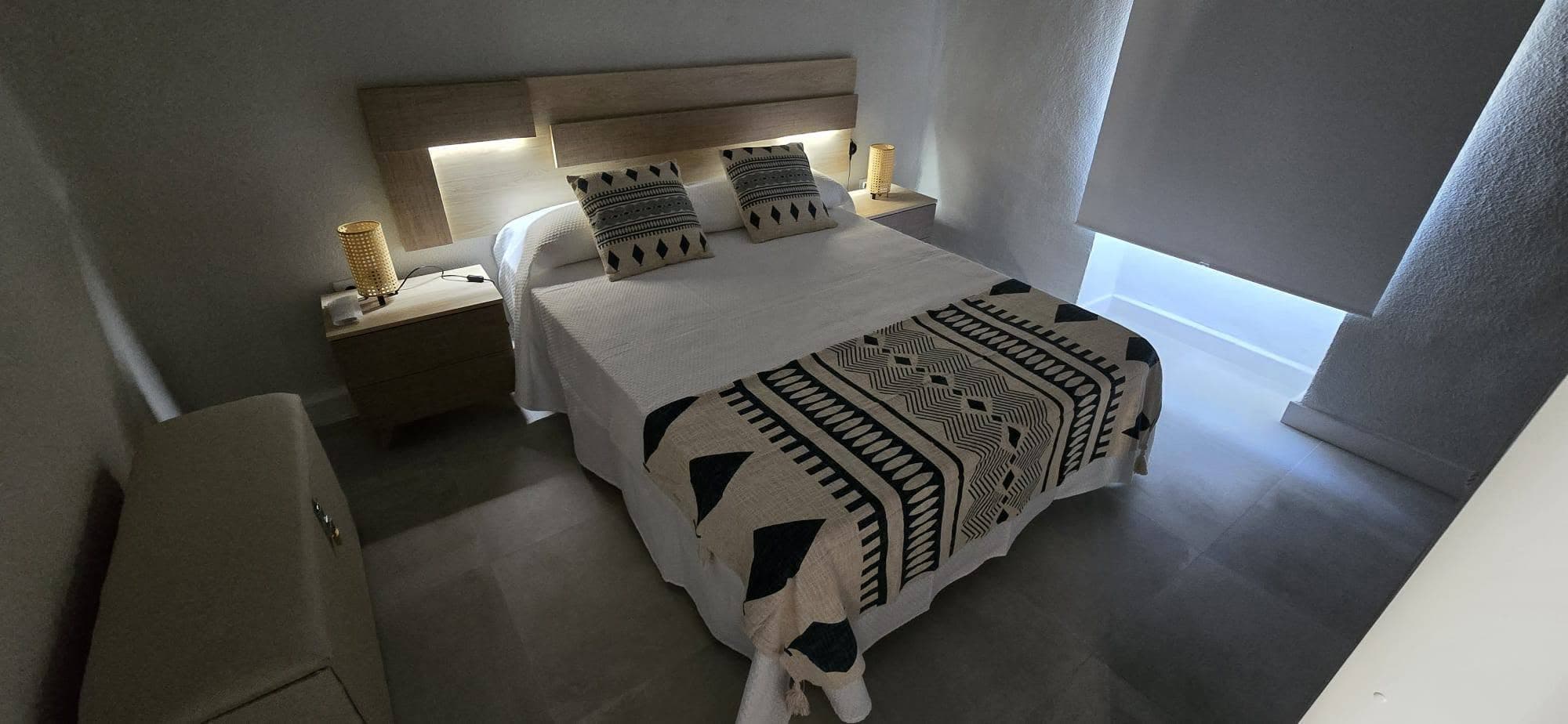 Piso turístico en venta en Córdoba — Torre de la Calahorra miniatura 3
